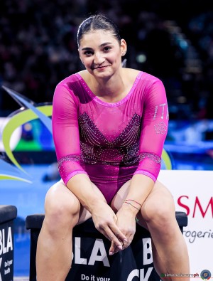 wag aa f esposito manila ita sfe07899 copia simone ferraro ph